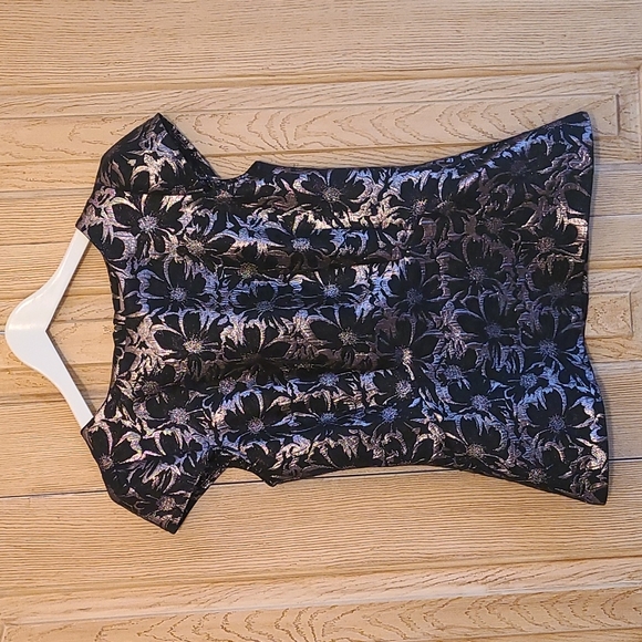 Women's blouses black and gold - Picture 6 of 6